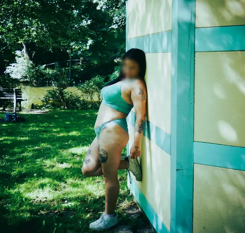 Marie, 31
