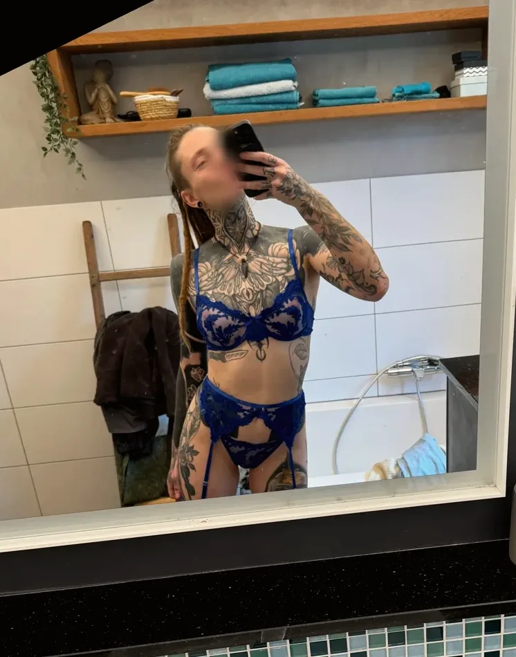 Paula, 30