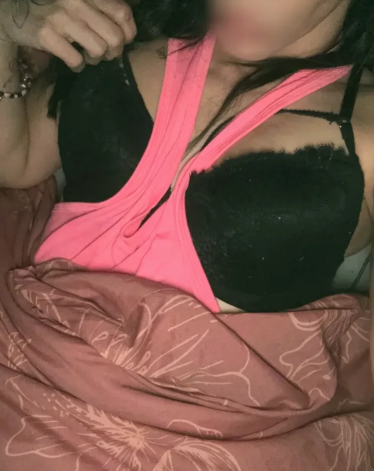 Rebecca, 31