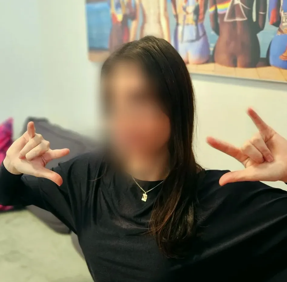 Svenja, 27