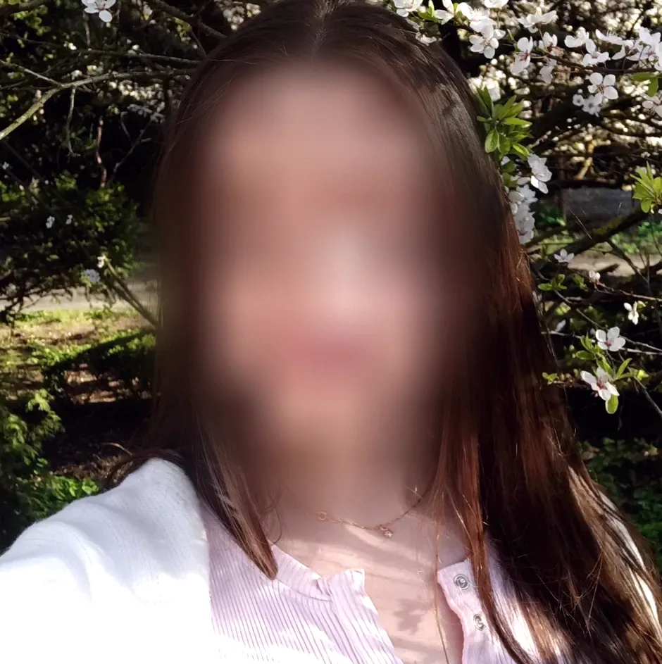 Verena, 32